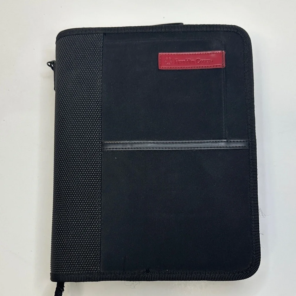 Franklin Covey Classic 7 Ring Bound Binder Planner Zipper Closure